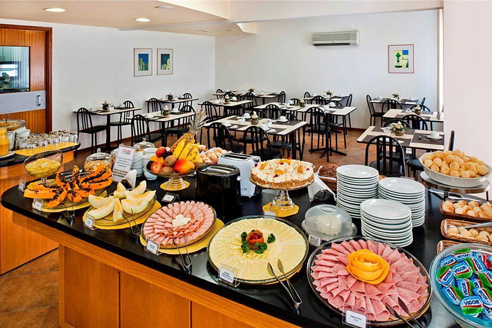 Collins Trade Hotel Porto Alegre Eksteriør billede