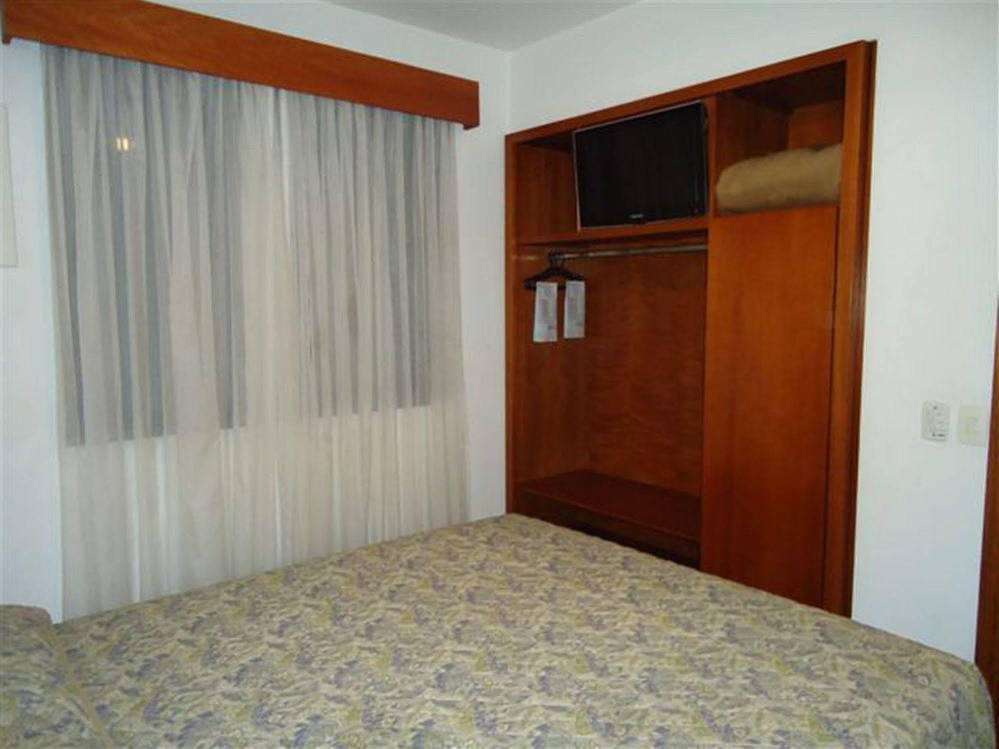 Collins Trade Hotel Porto Alegre Eksteriør billede