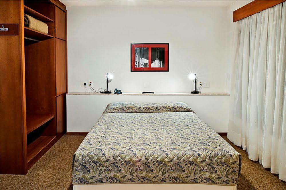 Collins Trade Hotel Porto Alegre Eksteriør billede